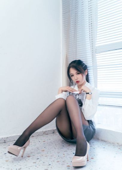 小奶娃和皇帝做高H_国产剧HD高清在线观看