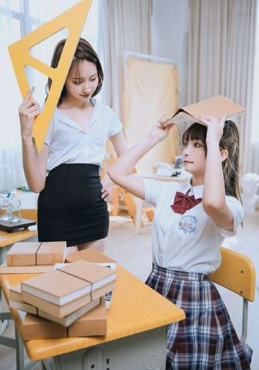 一本色道久久亚洲AV蜜桃小说_超清手机免费观看完整