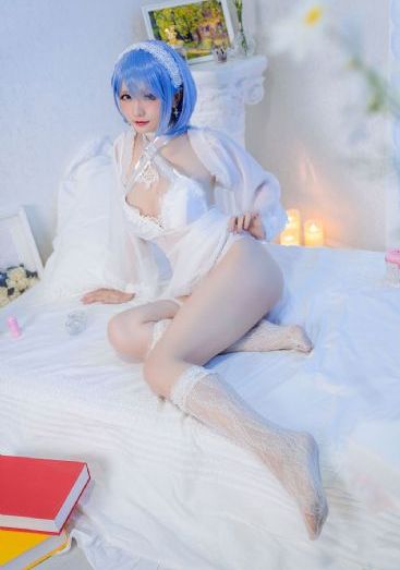 侵犯女教师中文字幕_1080P全集在线观看