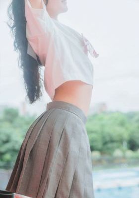 一色桃子一区二区三区_4K电影在线看